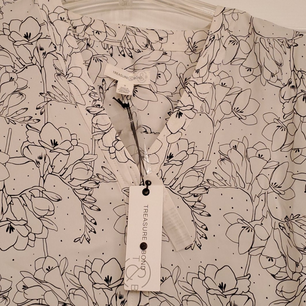 🤍 NWT Treasure & Bond Pajama Style Shirt 🤍 - Picture 2 of 5